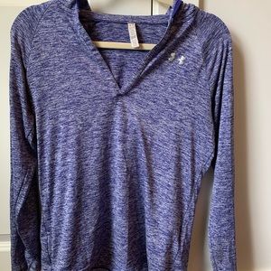 Under Armour Long Sleeve Hooded workout top